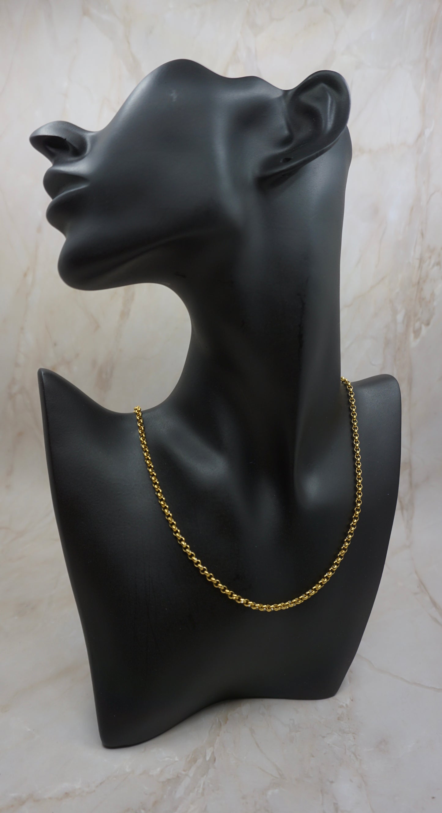 Woman 18k Gold Rolo Chain