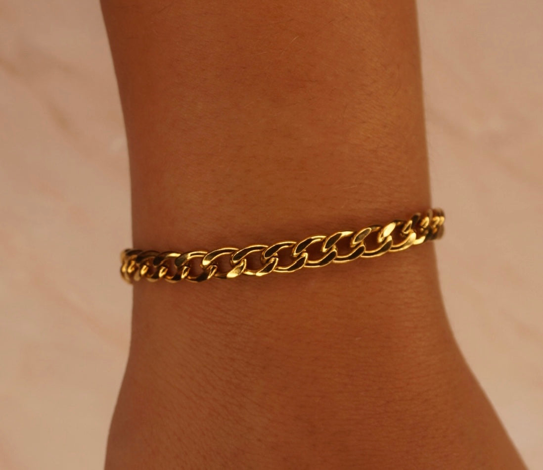 Woman 18K Gold Plated Cuban Bracelet