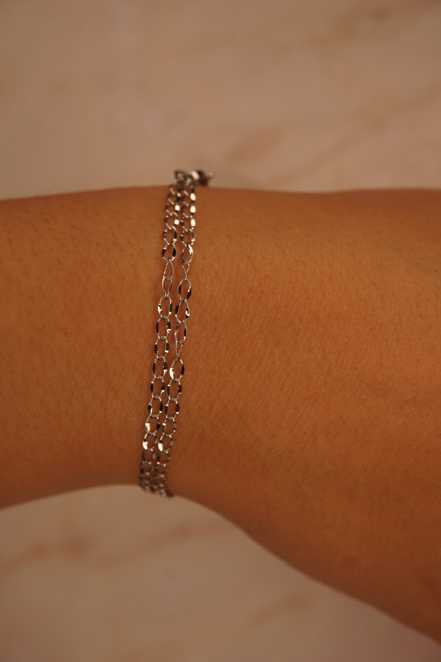 Women Silver Twisted Bracelet