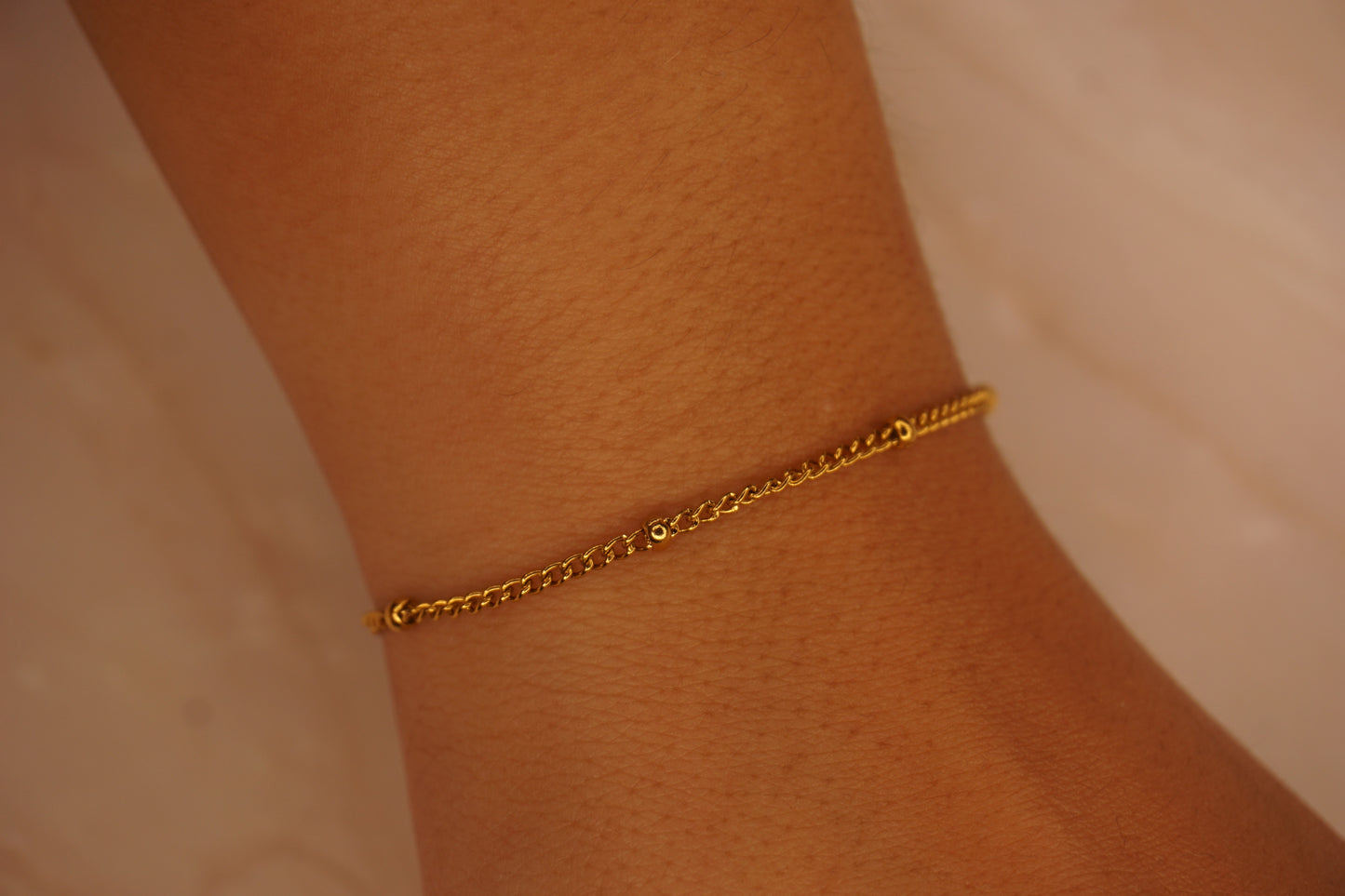 Woman 18K Gold Plated Bead Bracelet