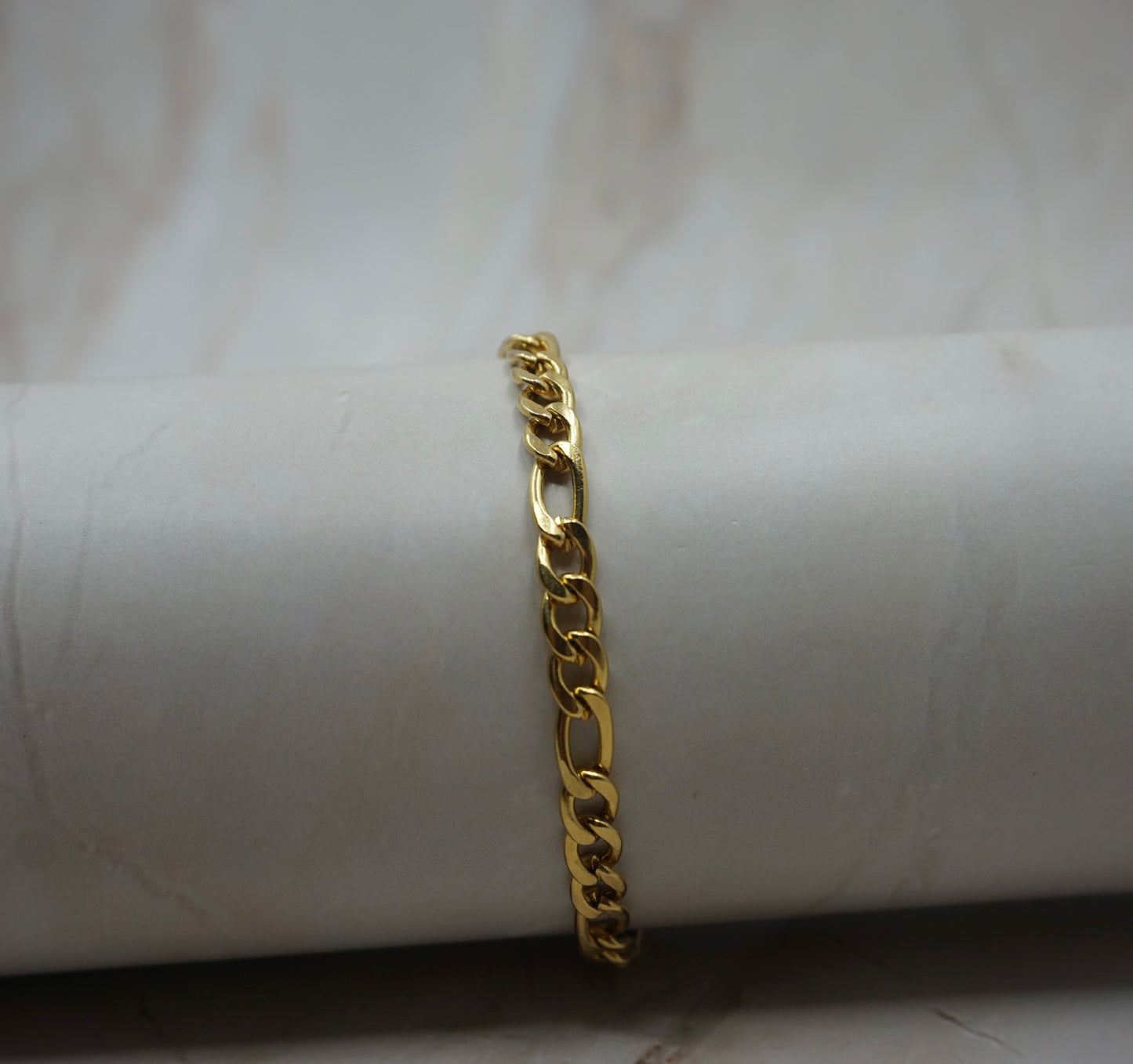 Men 18K Gold plated Figaro Bracelet