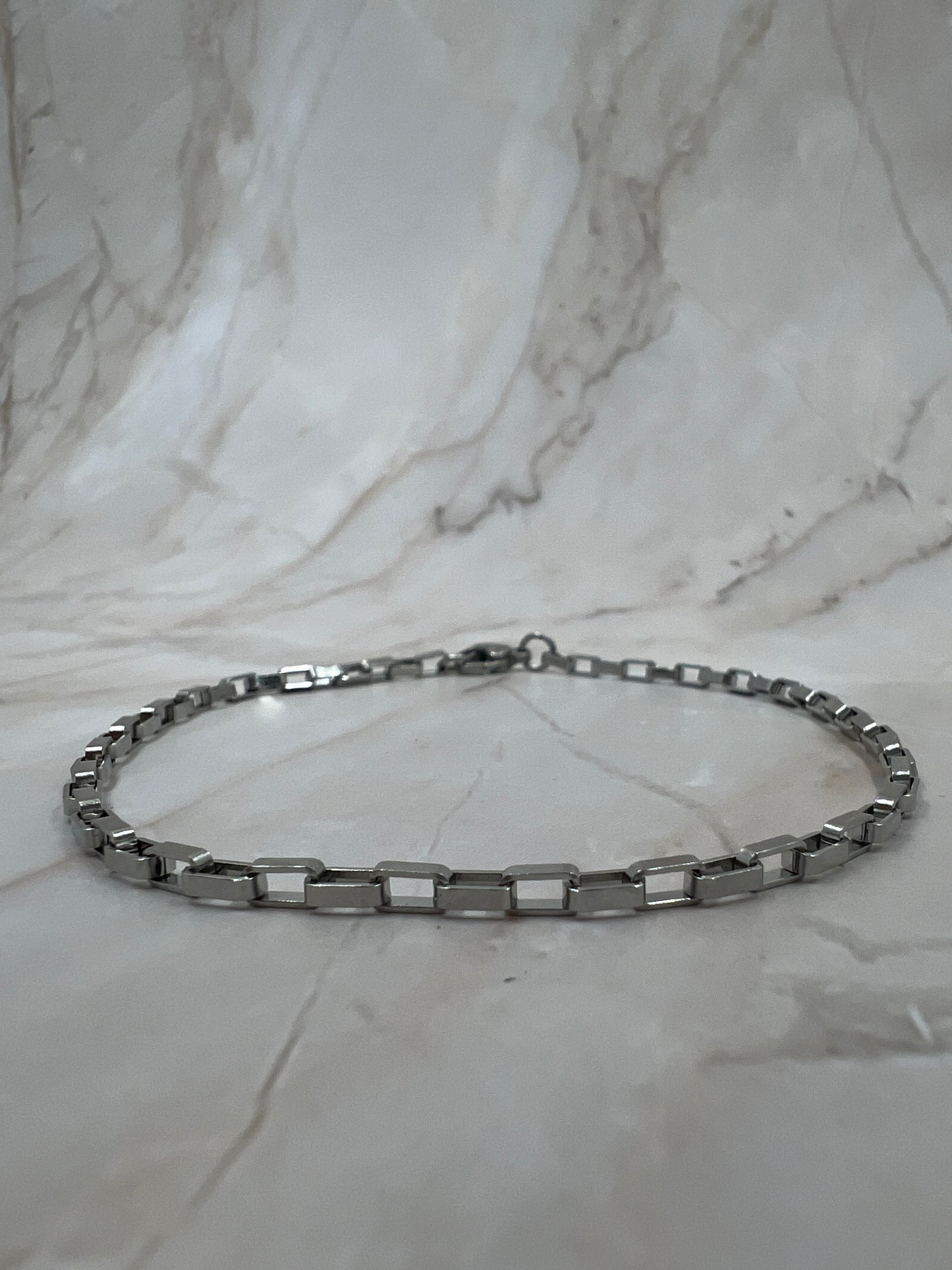 Women Silver Box Bracelet