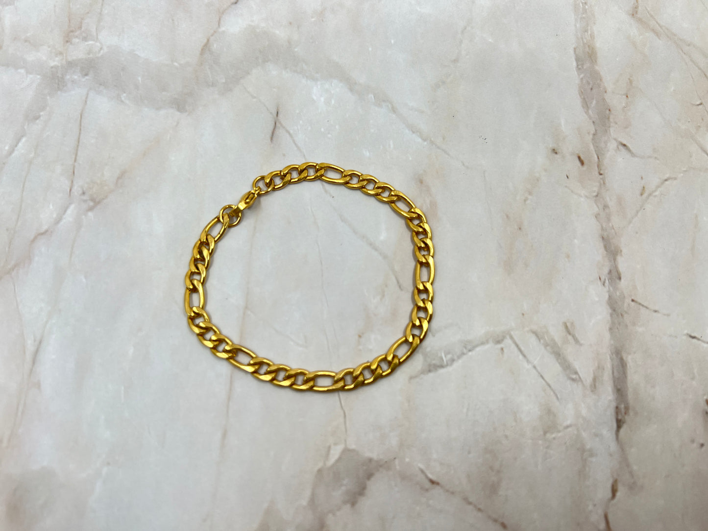 Woman 18K Gold plated Figaro Bracelet