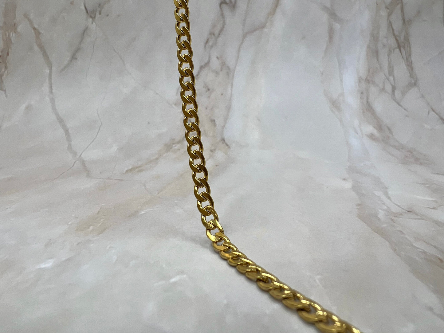 Woman 18K Thin Gold Plated Cuban Link