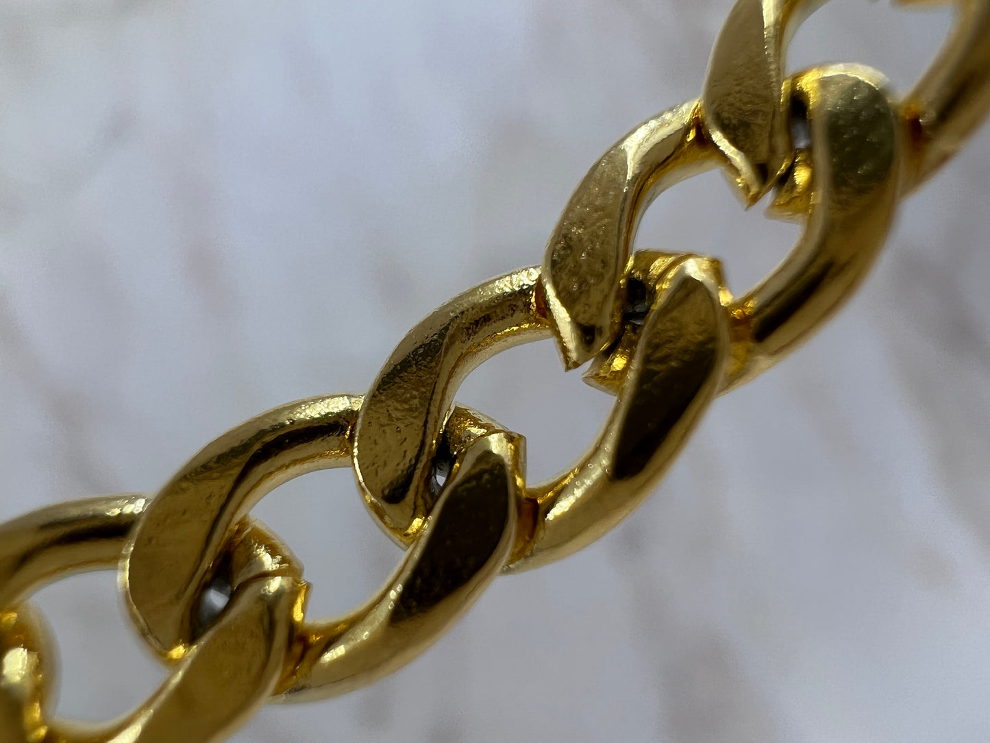 Woman 18K Gold Plated Cuban Link