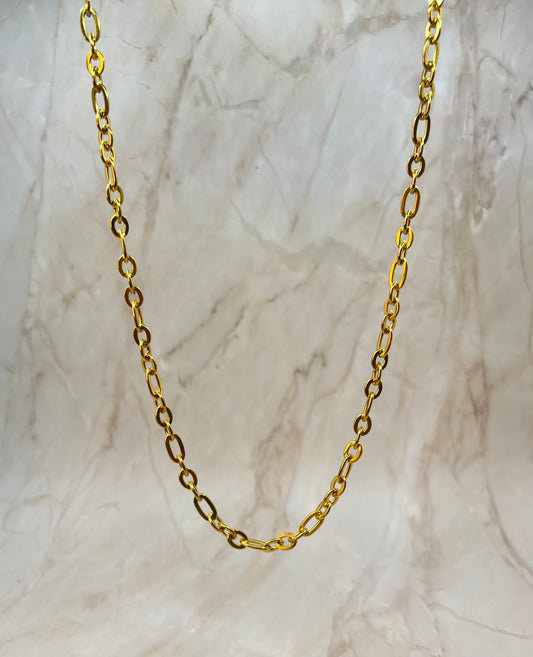 Woman 18K Gold Oval Chain