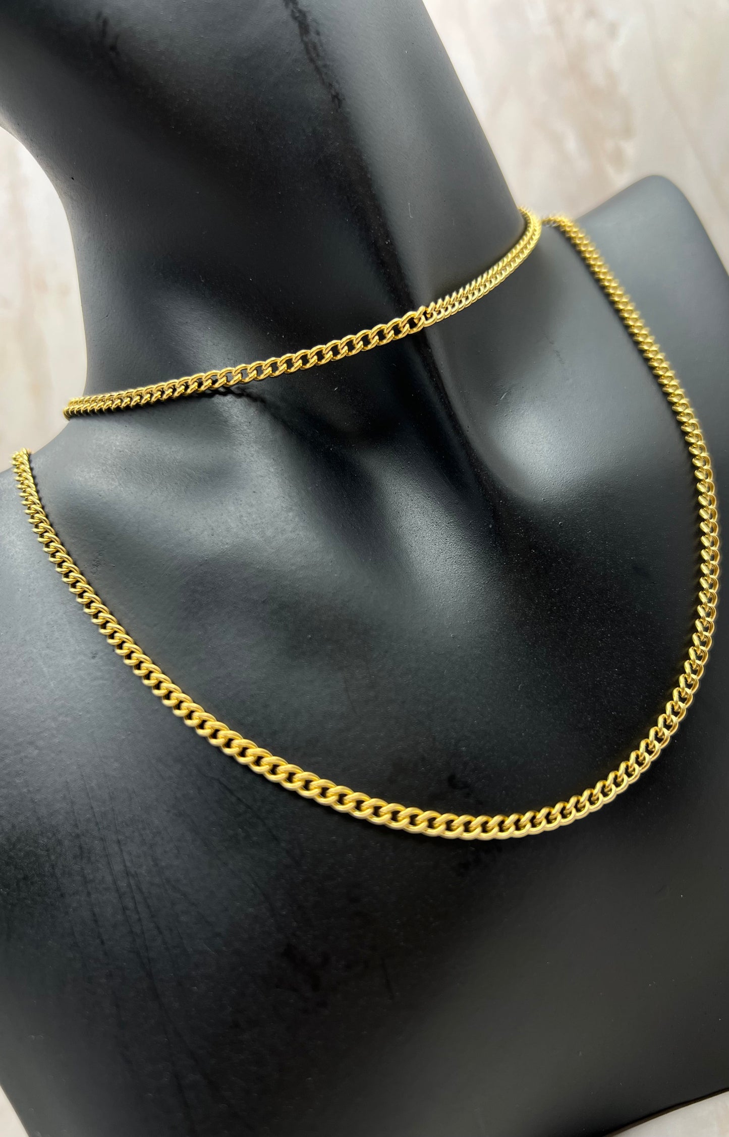 Woman 18K Gold Plated Curb Chain