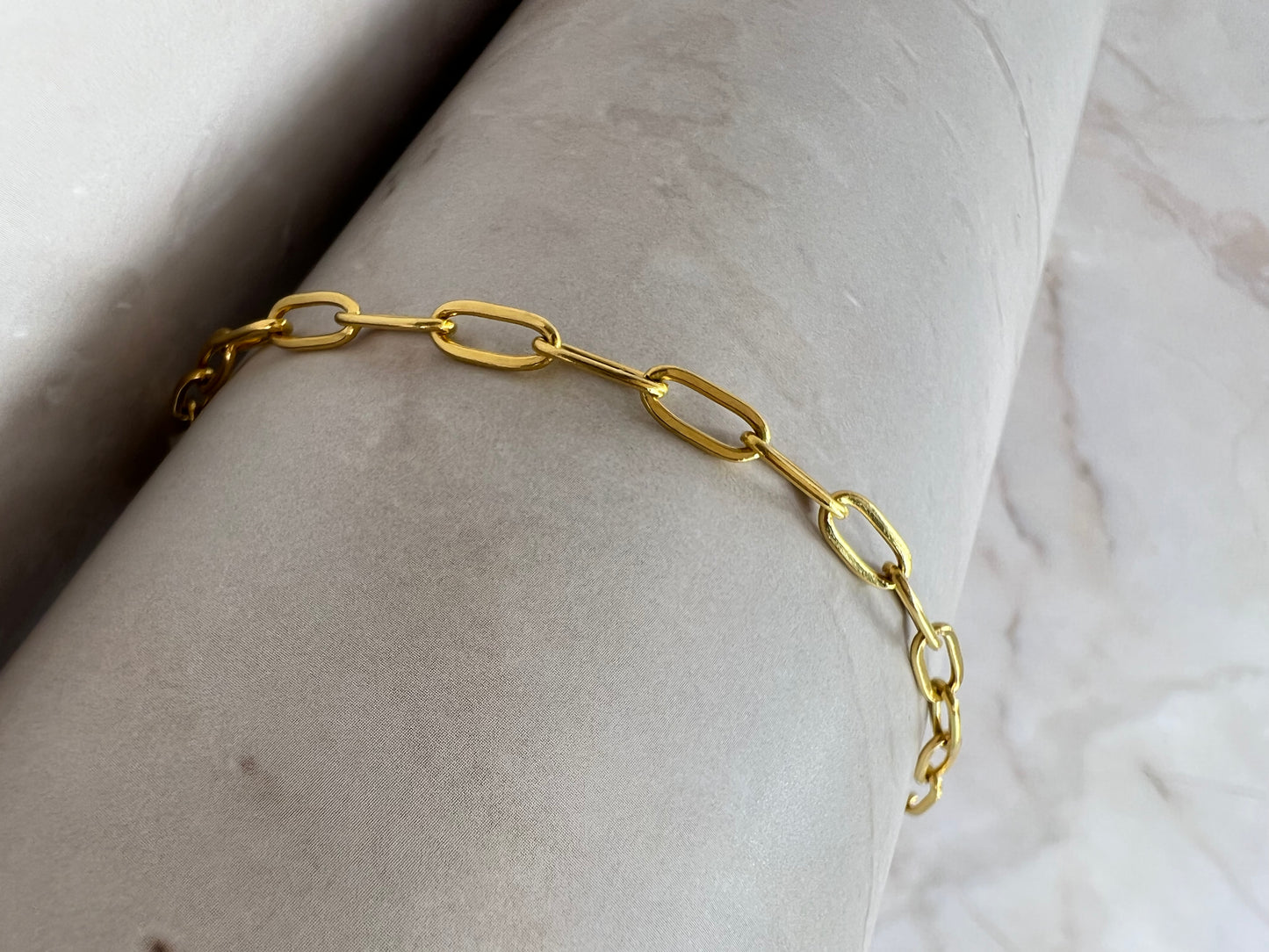 Woman 18K Gold Plated paper clip Bracelet