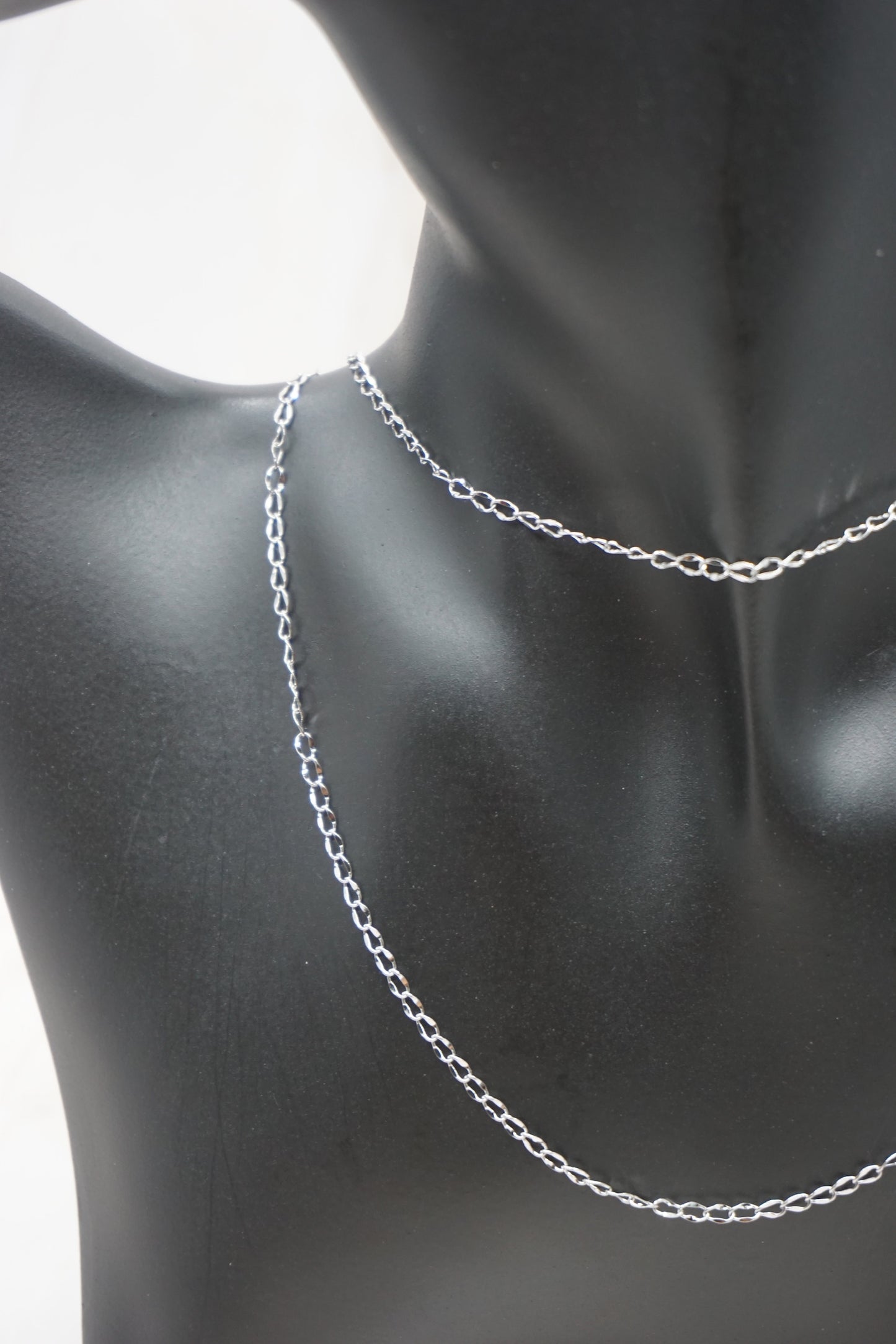 Women Silver Twisted chain