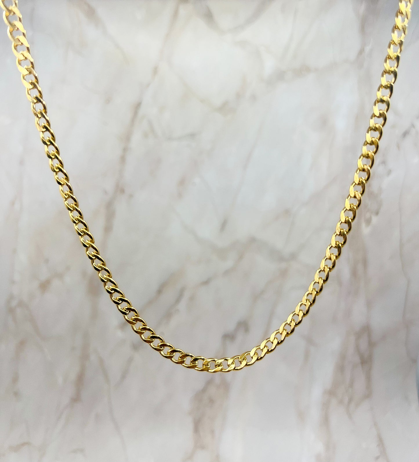 Woman 18K Gold Plated Cuban Link