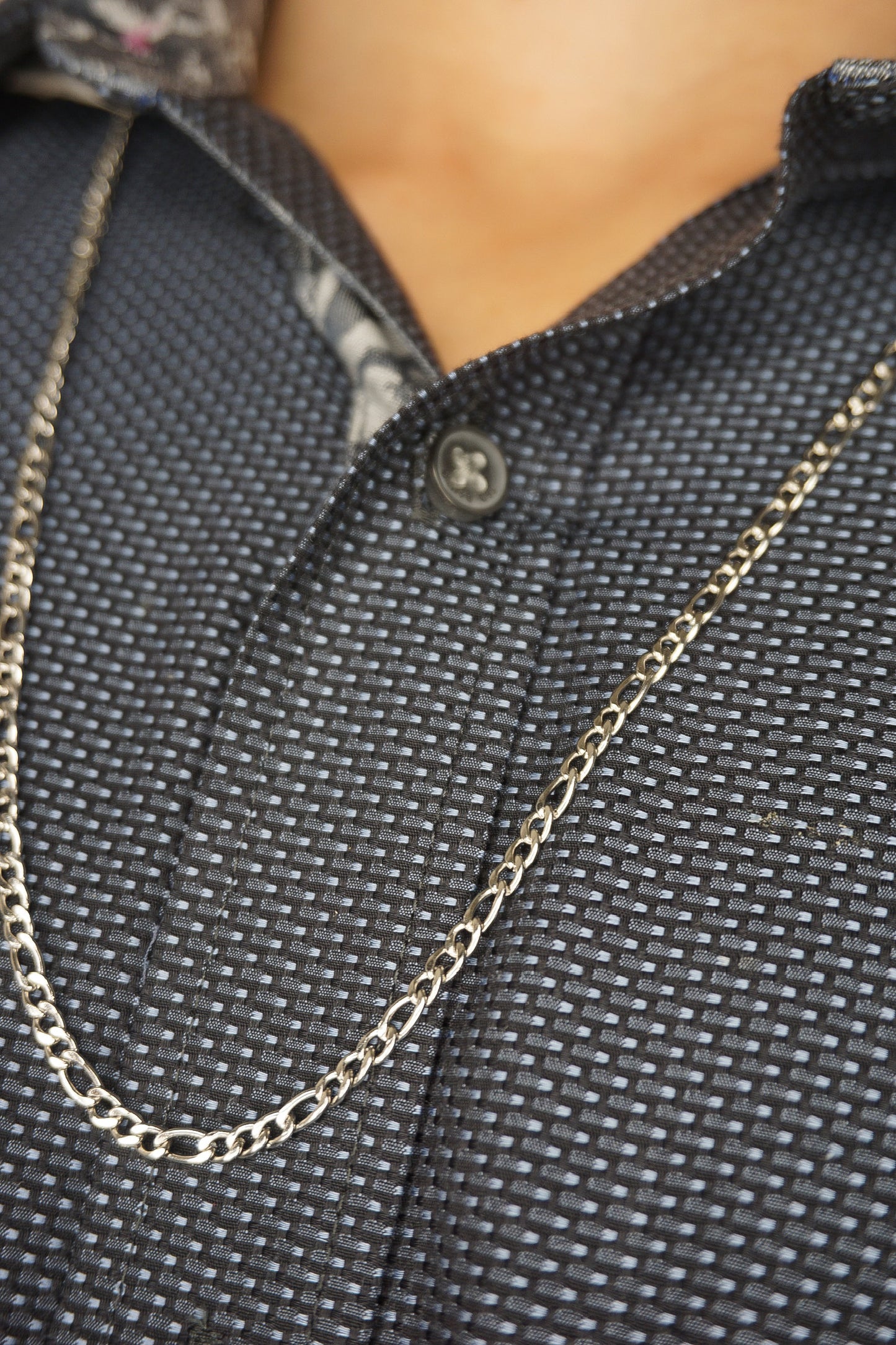 Men Silver Thin Figaro Chain