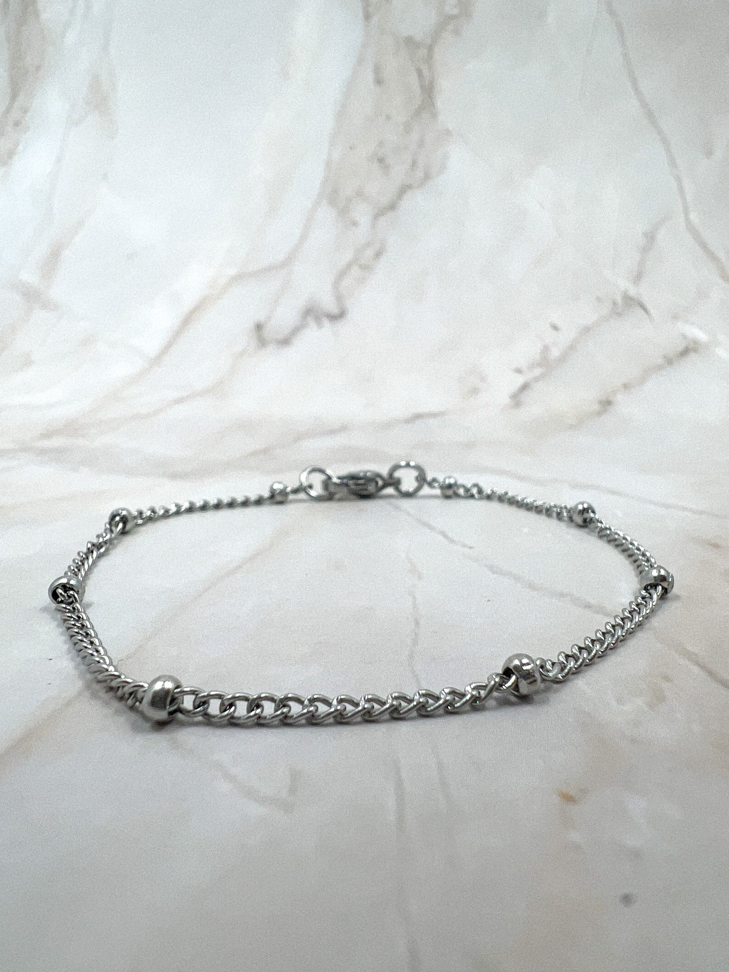 Women Silver Bead Bracelet